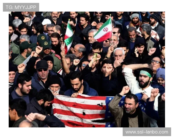 苏莱膝盖不适伤退，罗马锋线危机加剧